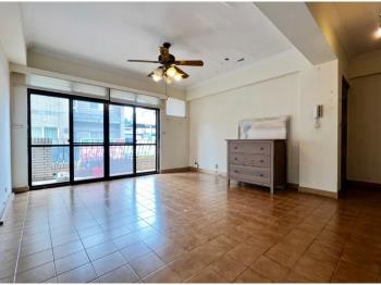 芝玉●朝南邊間３樓帶車位