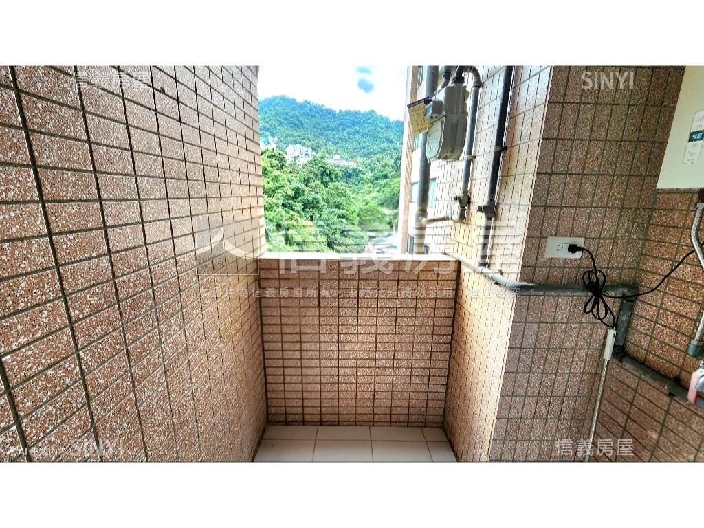 芬多精美小豪宅房屋室內格局與周邊環境