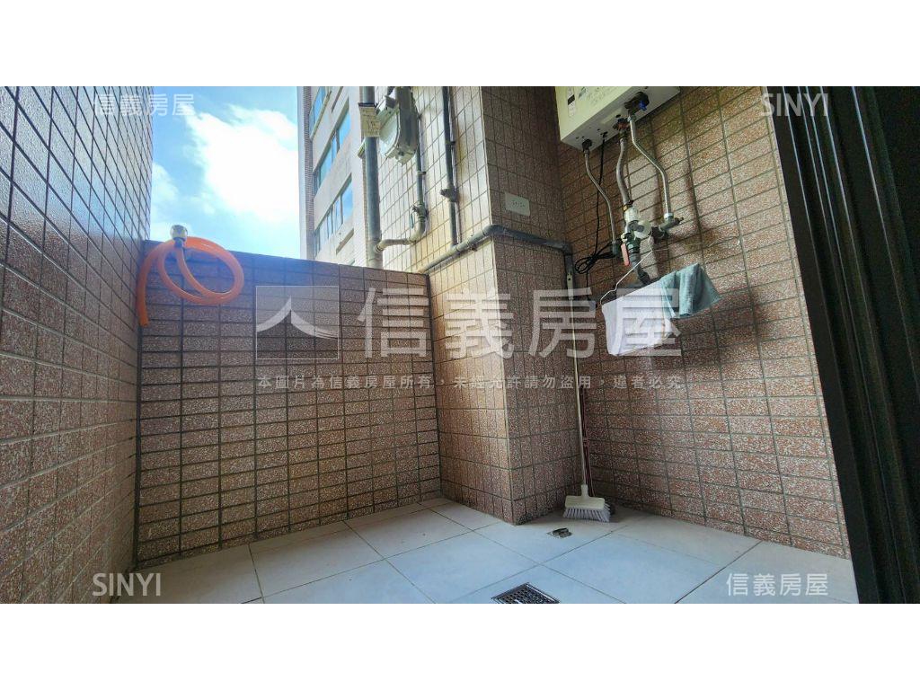芬多精美小豪宅房屋室內格局與周邊環境
