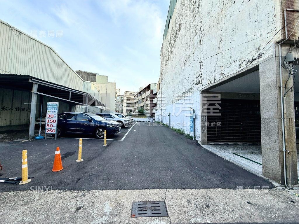 台南市南區住宅土地Ａ房屋室內格局與周邊環境