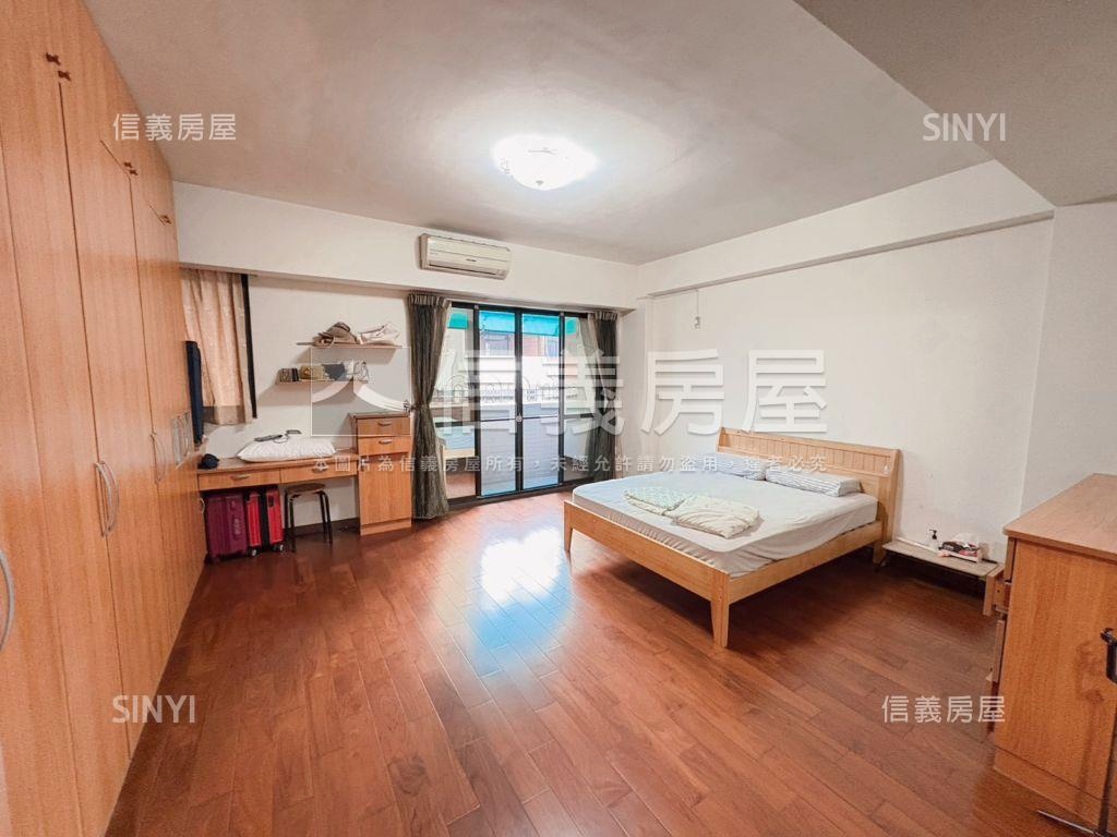 七期核心稀有雙車別墅房屋室內格局與周邊環境