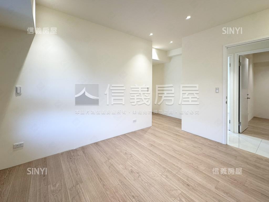 華相｜綠植露臺四房雙平車房屋室內格局與周邊環境