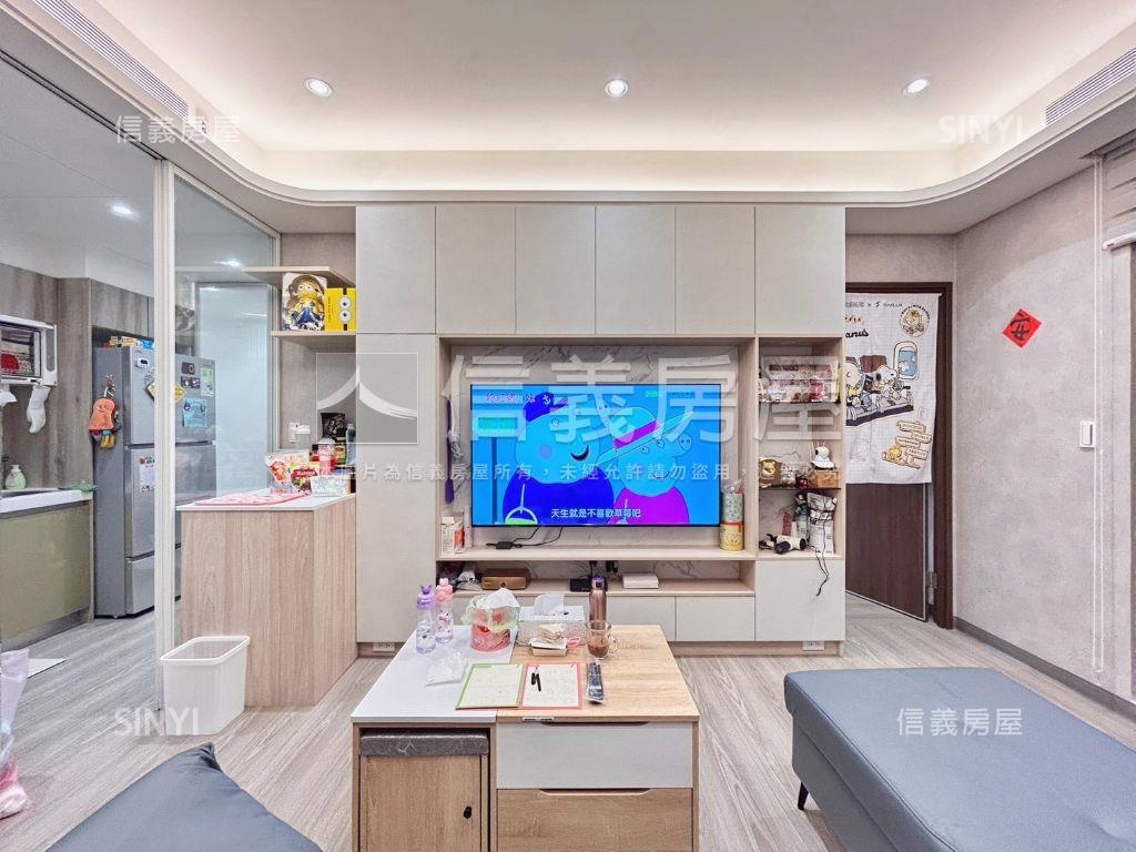 泰山新成屋２房車位房屋室內格局與周邊環境
