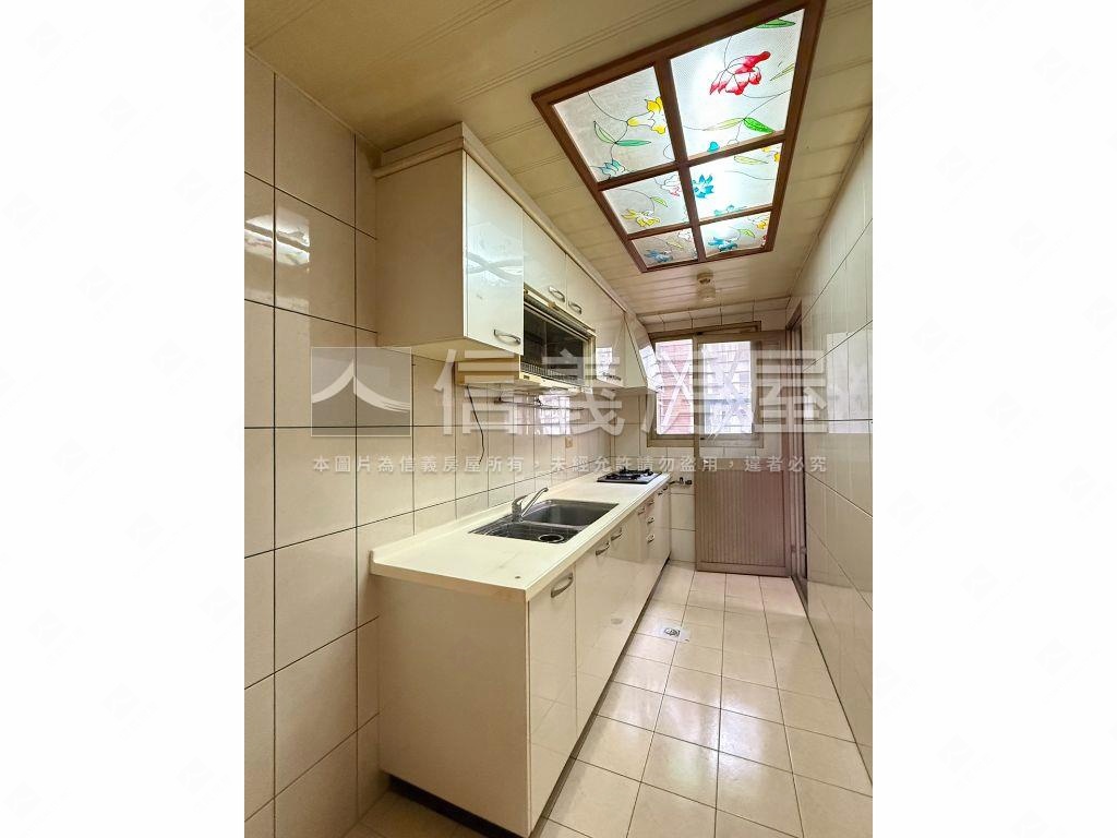 秀朗橋站．春日河畔美三房房屋室內格局與周邊環境