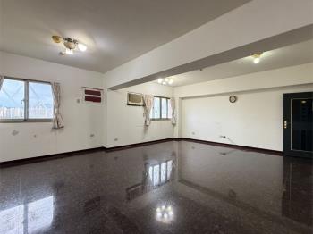 春日河畔★小屋升級換大間