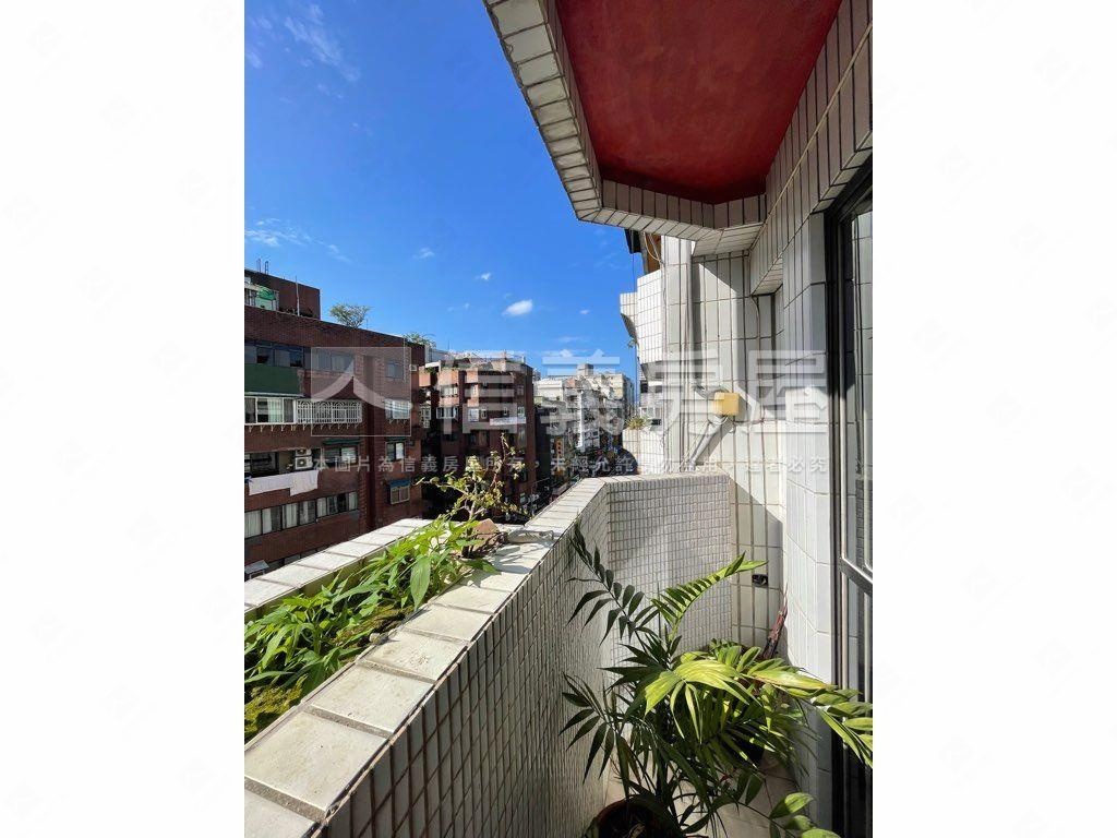 近國館四房採光好房屋室內格局與周邊環境