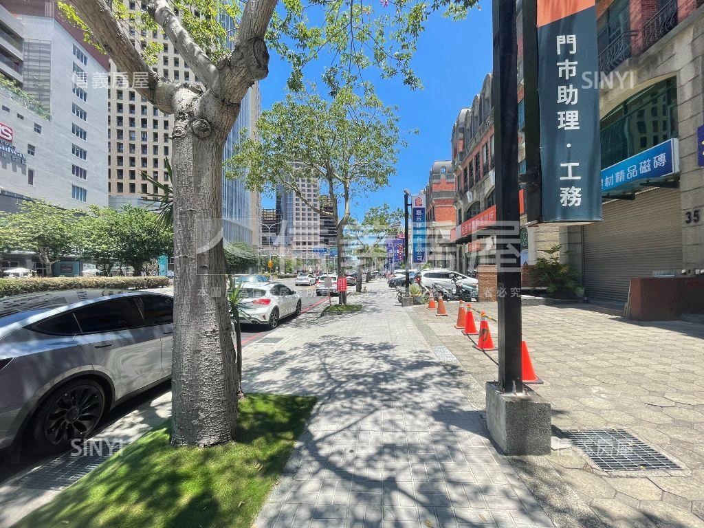 自強南路黃金店王房屋室內格局與周邊環境