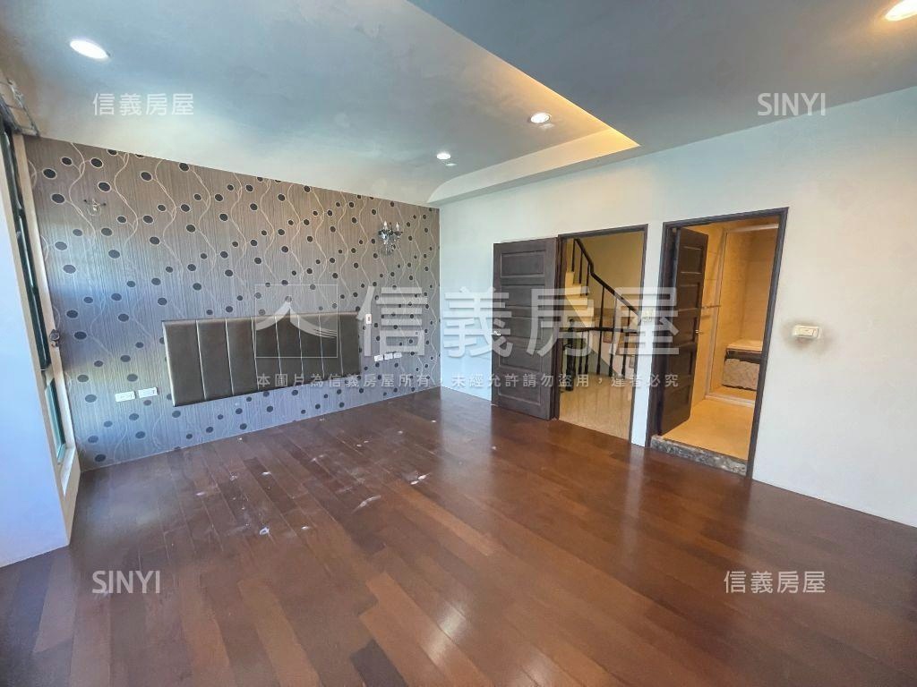 自強南路黃金店王房屋室內格局與周邊環境