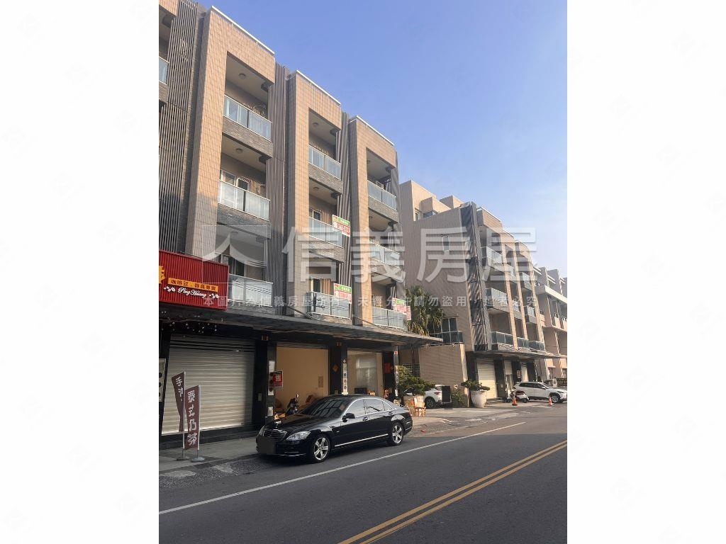 美濃歐風城堡透天店面１房屋室內格局與周邊環境