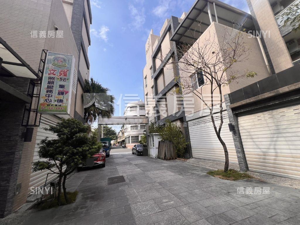 美濃歐風城堡透天店面１房屋室內格局與周邊環境