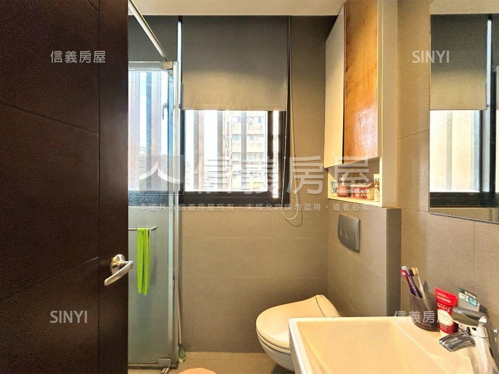 中正國中電梯四房房屋室內格局與周邊環境