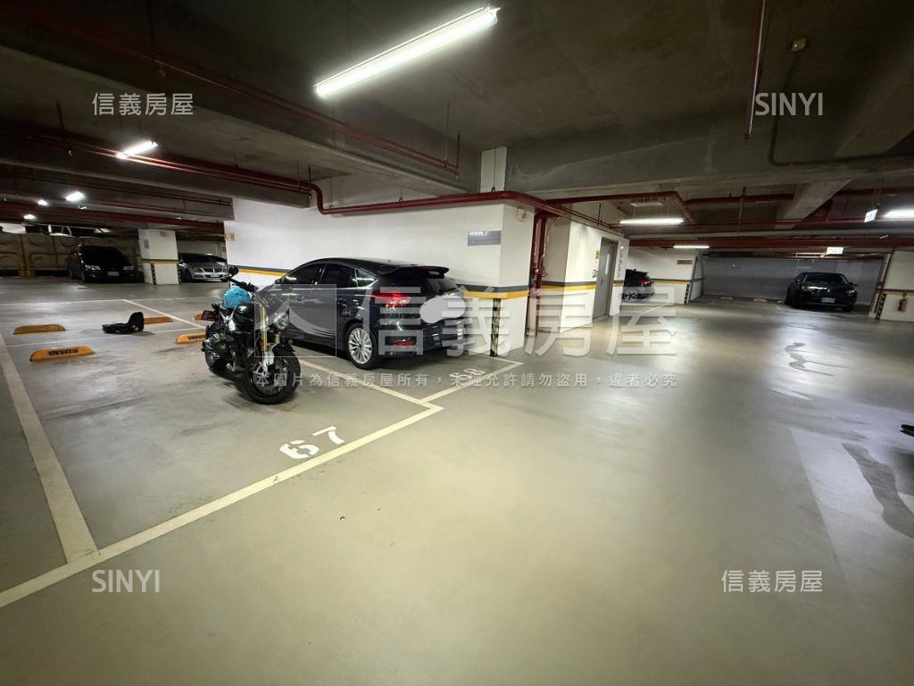 ⭐爵士⭐坡平車位房屋室內格局與周邊環境