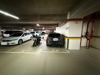 ⭐爵士⭐坡平車位