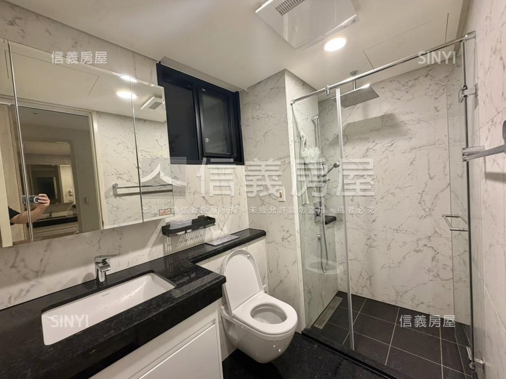 觀市政１８Ｊ朝南裝潢豪邸房屋室內格局與周邊環境