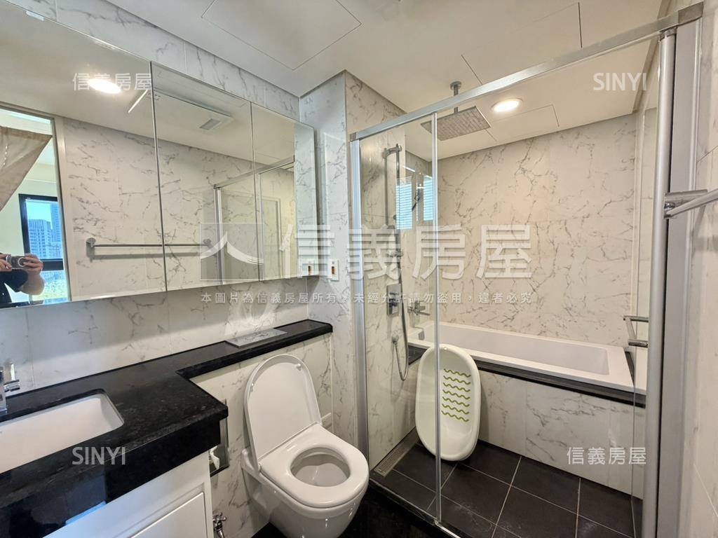 觀市政１８Ｊ朝南裝潢豪邸房屋室內格局與周邊環境