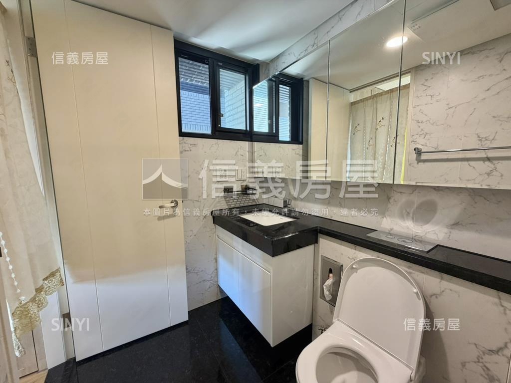 觀市政１８Ｊ朝南裝潢豪邸房屋室內格局與周邊環境