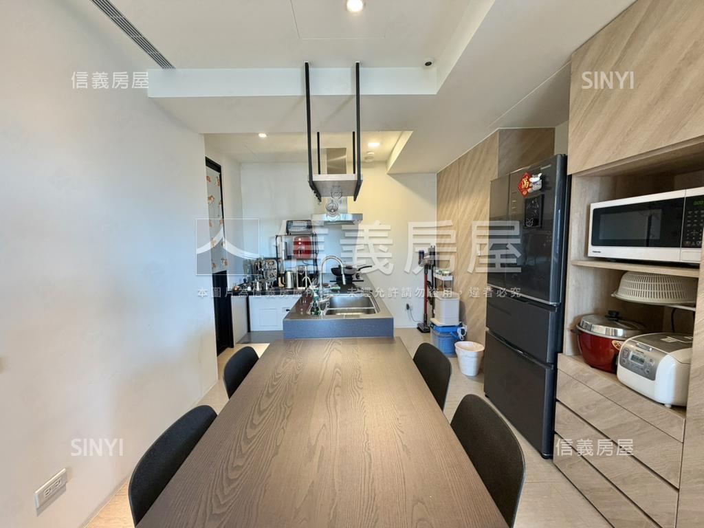 觀市政１８Ｊ朝南裝潢豪邸房屋室內格局與周邊環境