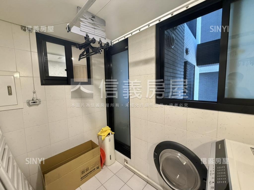 觀市政１８Ｊ朝南裝潢豪邸房屋室內格局與周邊環境