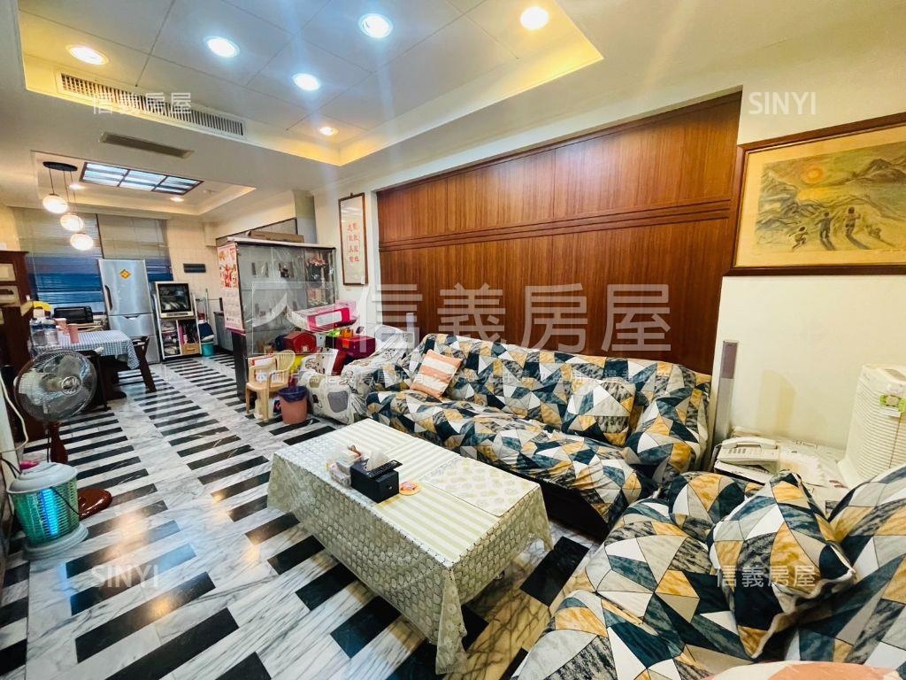 近成功路正金華路店面透天房屋室內格局與周邊環境