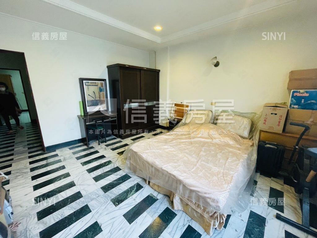 近成功路正金華路店面透天房屋室內格局與周邊環境
