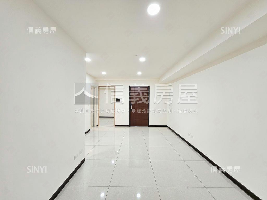 過嶺稀有雙面採光兩房車位房屋室內格局與周邊環境