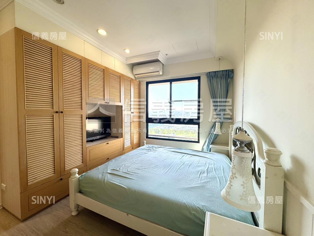 雙子星典雅四房視野雙平車房屋室內格局與周邊環境