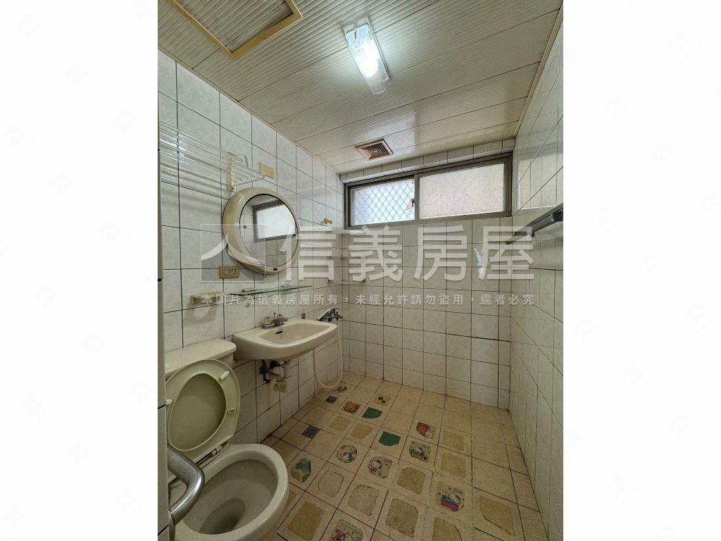 大林國宅三房平車房屋室內格局與周邊環境