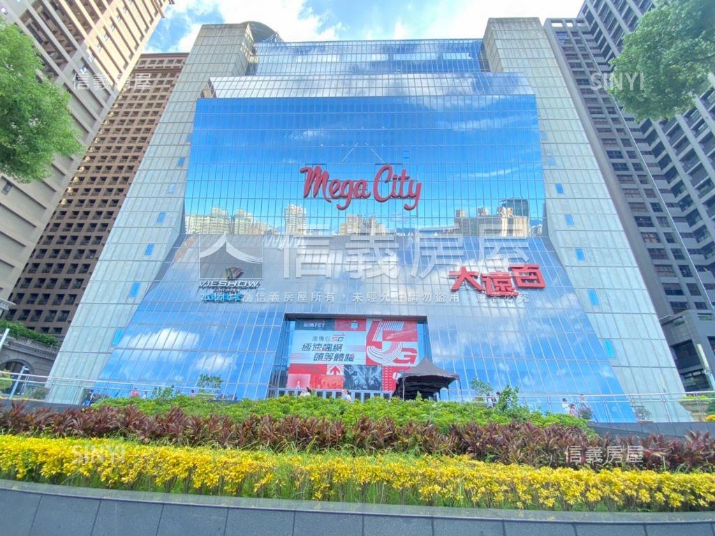 ★板新捷運電梯三房房屋室內格局與周邊環境