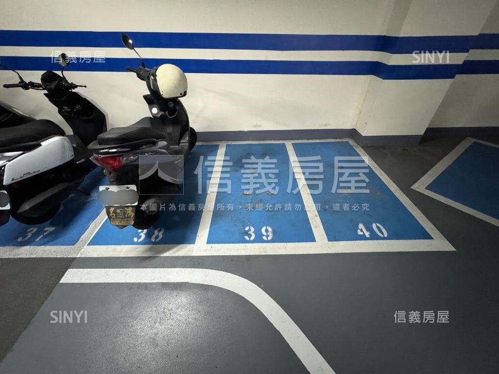 稀有☆豐僑君薈三房車位房屋室內格局與周邊環境