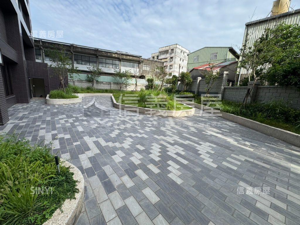 稀有☆豐僑君薈三房車位房屋室內格局與周邊環境