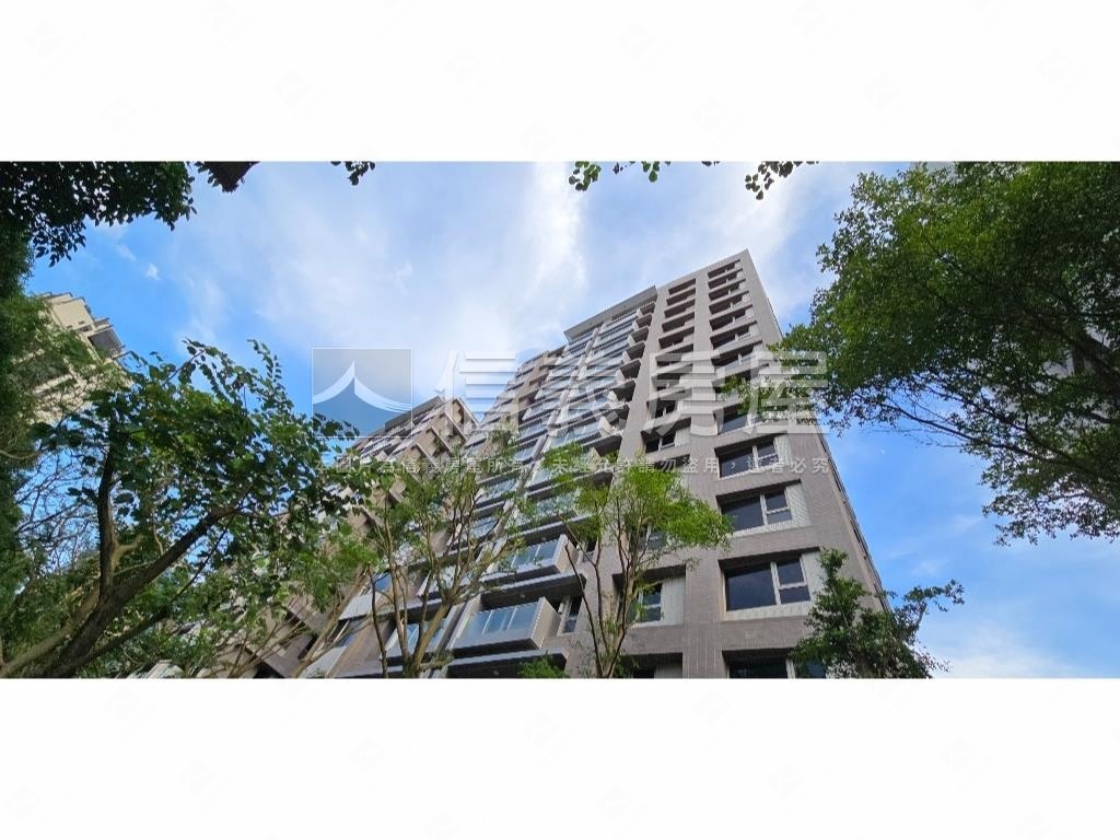 國泰悠陽高樓公園景觀房屋室內格局與周邊環境