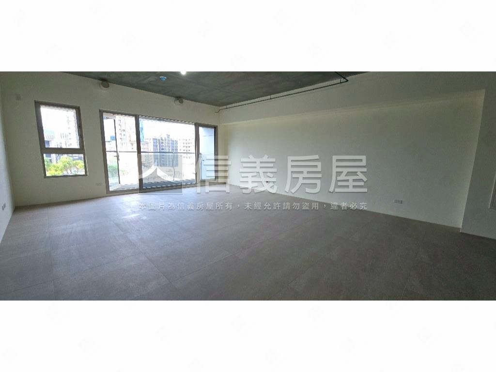 國泰悠陽高樓公園景觀房屋室內格局與周邊環境