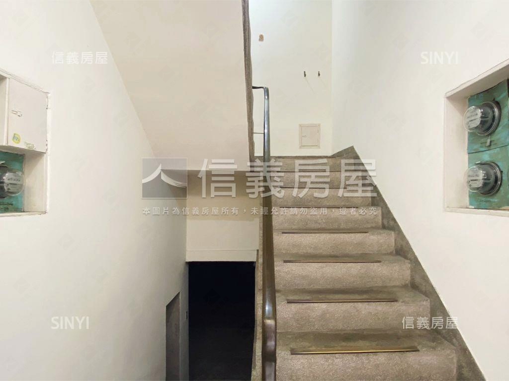 前後陽台四房．通風採光佳房屋室內格局與周邊環境