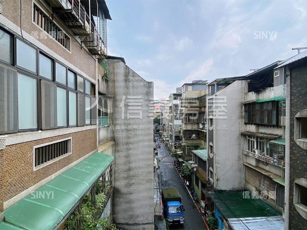 前後陽台四房．通風採光佳房屋室內格局與周邊環境