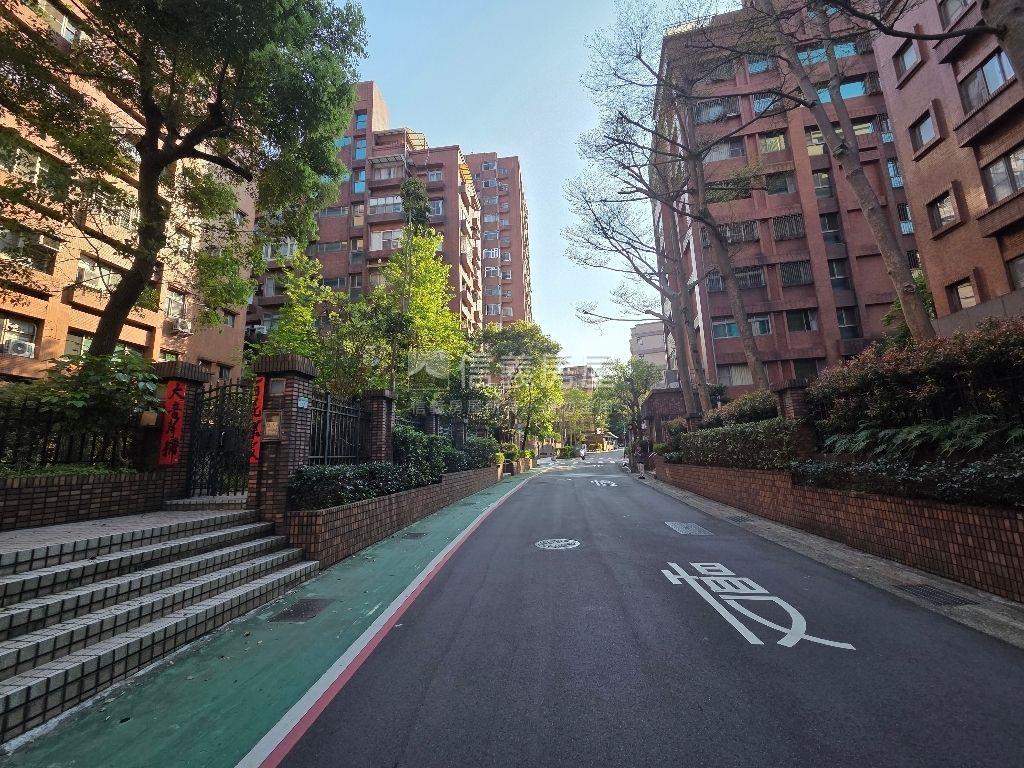 明湖３房夢幻庭院的家房屋室內格局與周邊環境