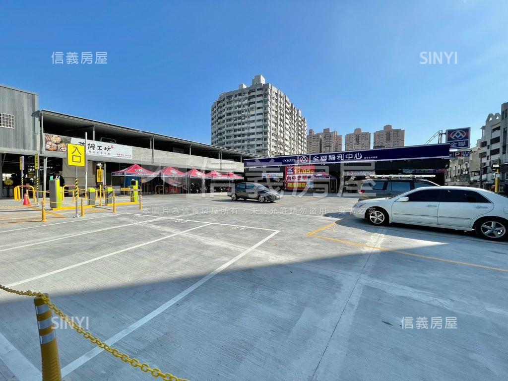 美美綠都心三房附平車房屋室內格局與周邊環境