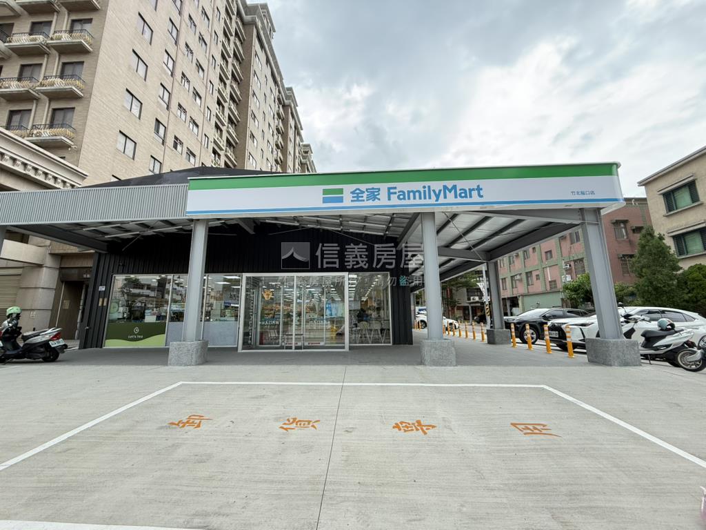 專任高鐵區富宇愛溫馨美屋房屋室內格局與周邊環境