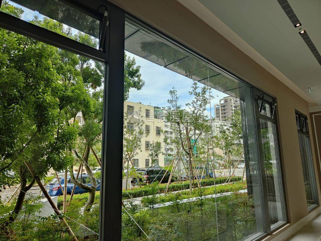 澍景莊園三房雙平車房屋室內格局與周邊環境