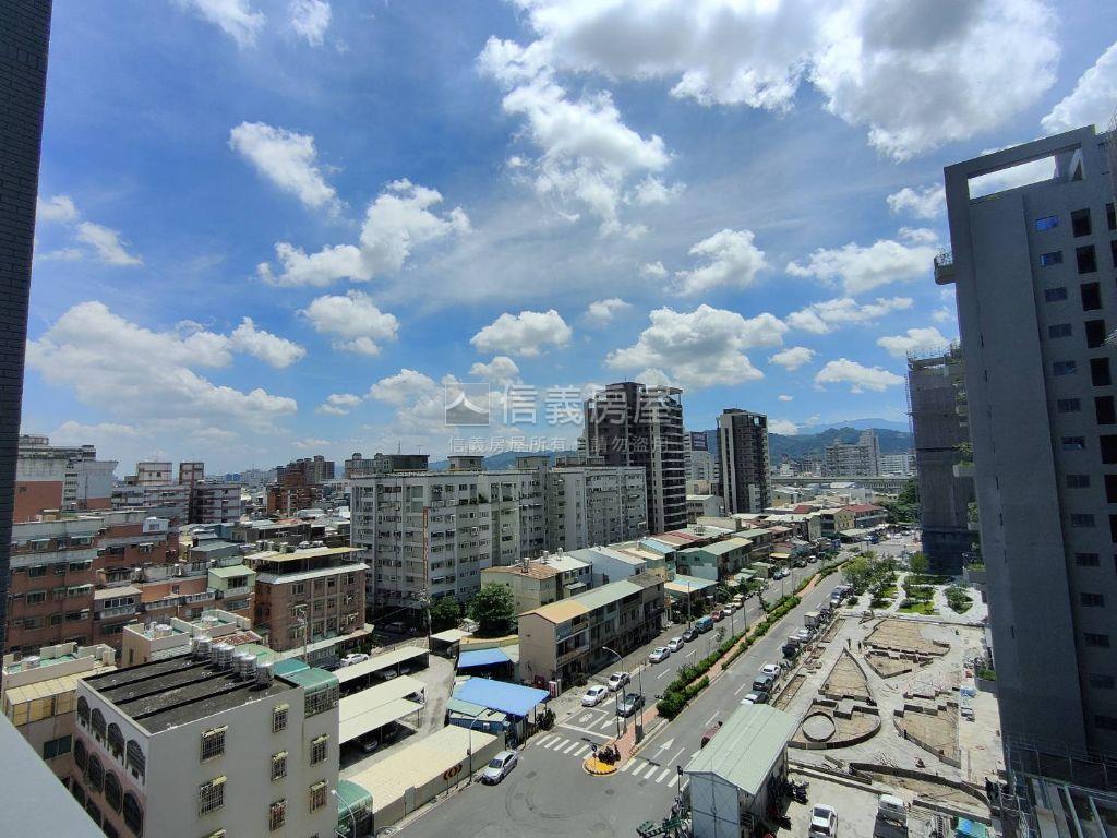 澍景莊園三房雙平車房屋室內格局與周邊環境