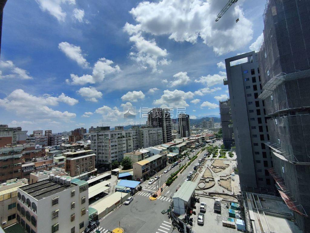 澍景莊園三房雙平車房屋室內格局與周邊環境