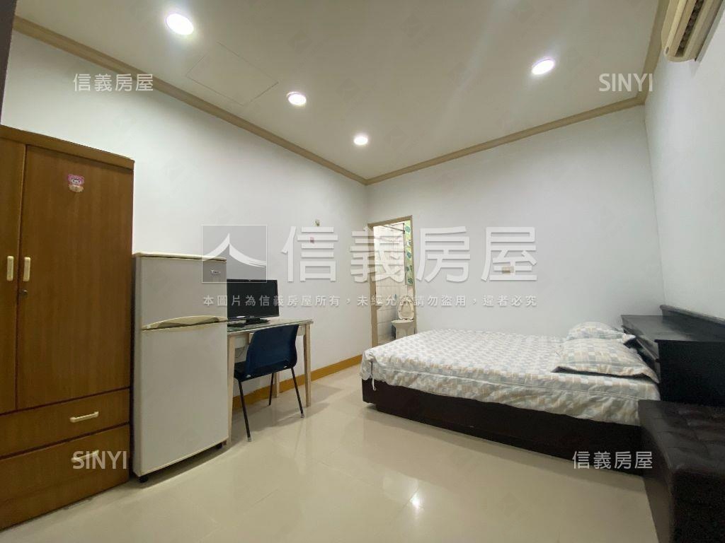 謄本商用獨棟大面寬店面房屋室內格局與周邊環境