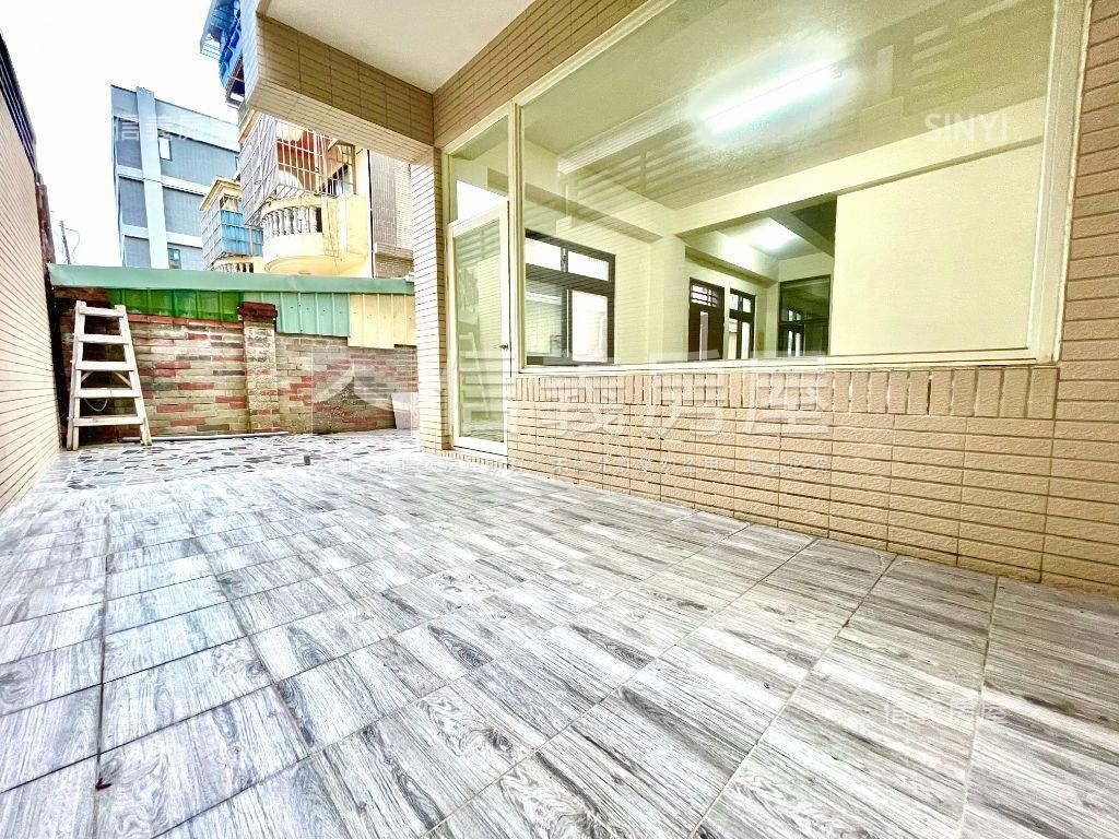 東區全新電梯別墅房屋室內格局與周邊環境