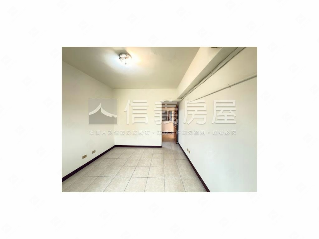 綠蓮莊面公園景觀三房車位房屋室內格局與周邊環境