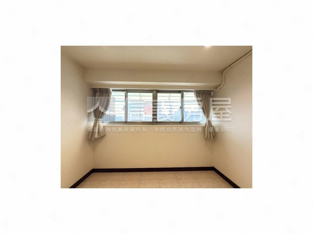 綠蓮莊面公園景觀三房車位房屋室內格局與周邊環境