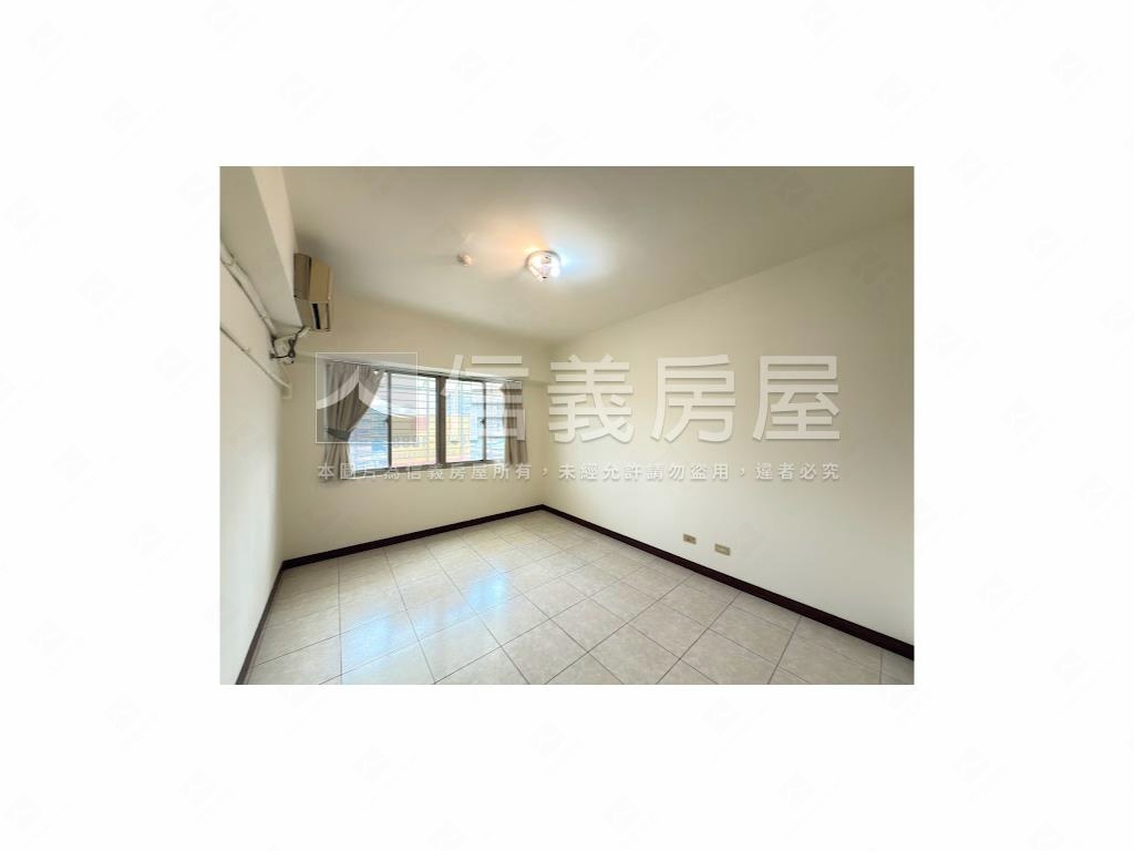 綠蓮莊面公園景觀三房車位房屋室內格局與周邊環境