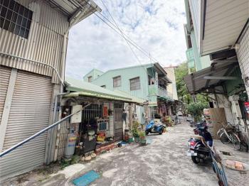 專任，東區土地