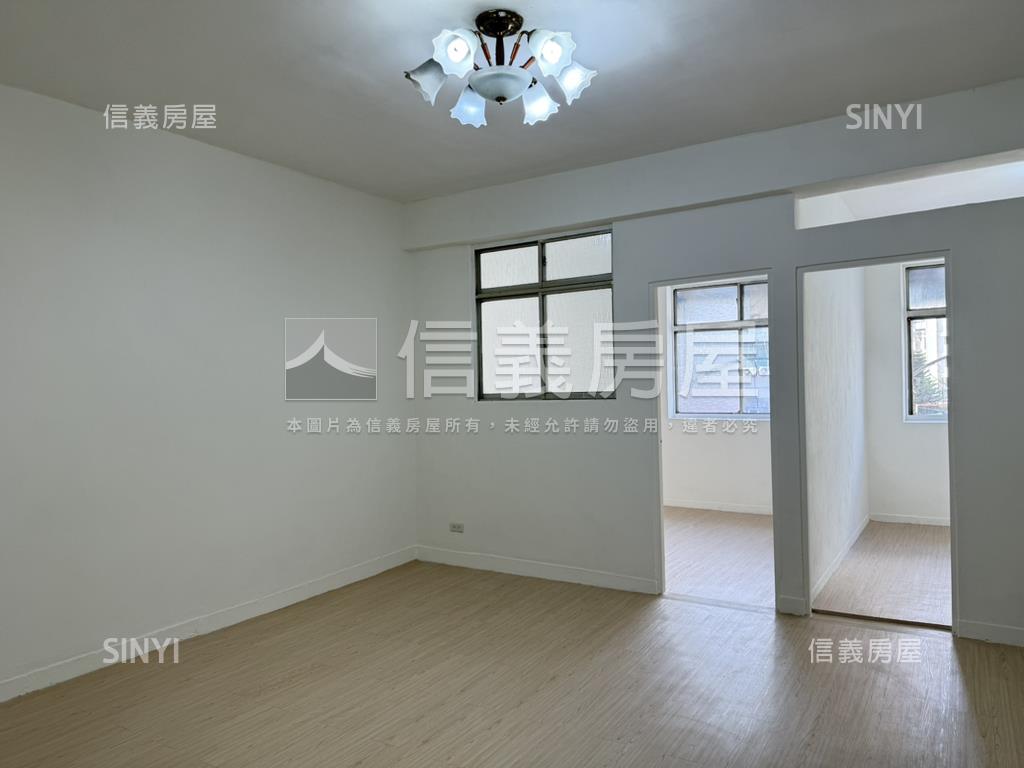 全新整理方正三房房屋室內格局與周邊環境