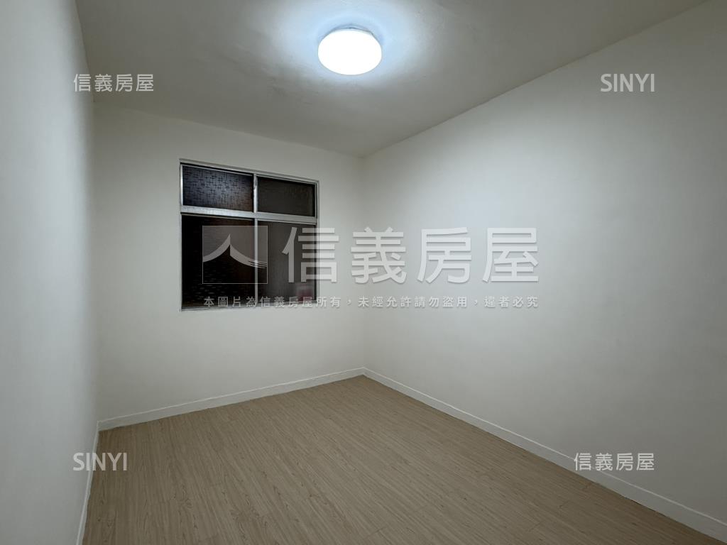 全新整理方正三房房屋室內格局與周邊環境