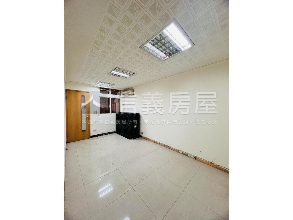 美校一樓邊間美寓房屋室內格局與周邊環境