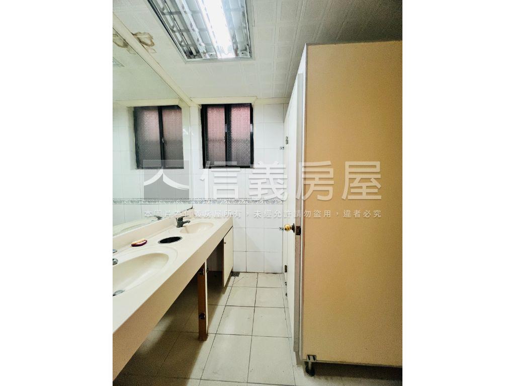 美校一樓邊間美寓房屋室內格局與周邊環境